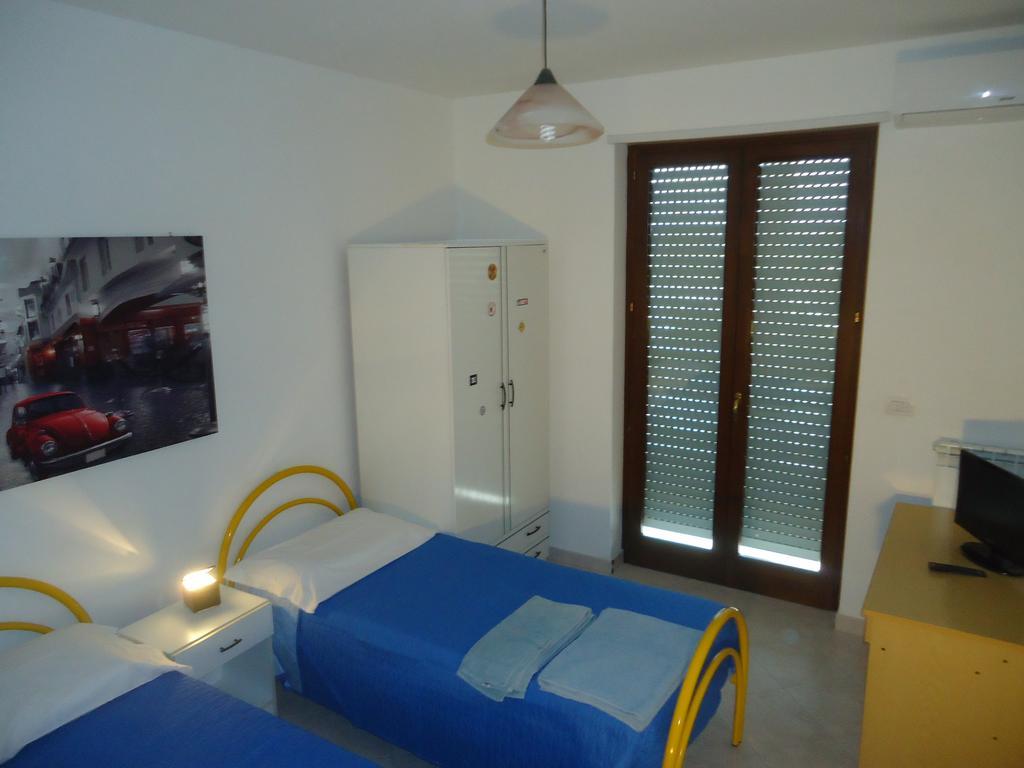 Casa Mozart B&B Лечче Экстерьер фото