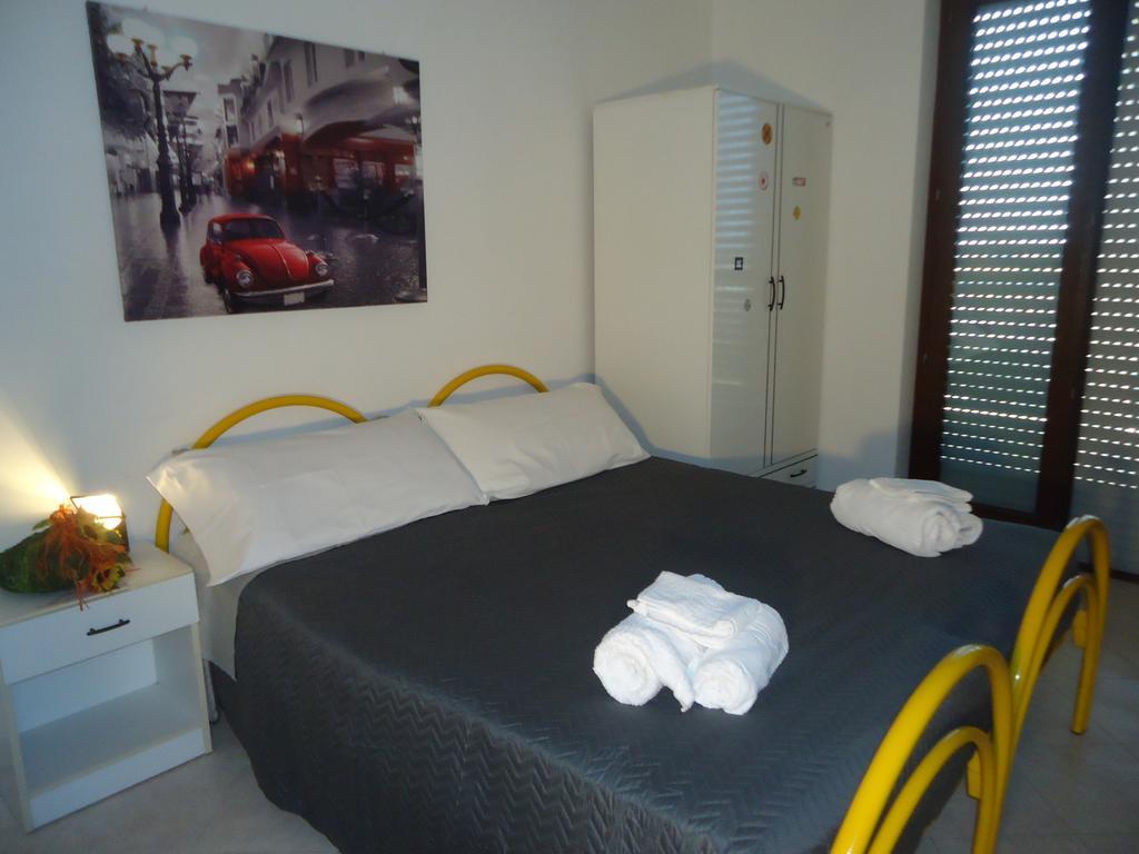 Casa Mozart B&B Лечче Экстерьер фото